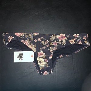 Love Trip Hawaii Lo Bottoms 😍